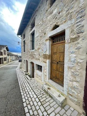 Villa Gite Du Chateau De Treffort à Treffort  Treffort (Ain)