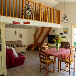 Maison De Appartement Coufouleux